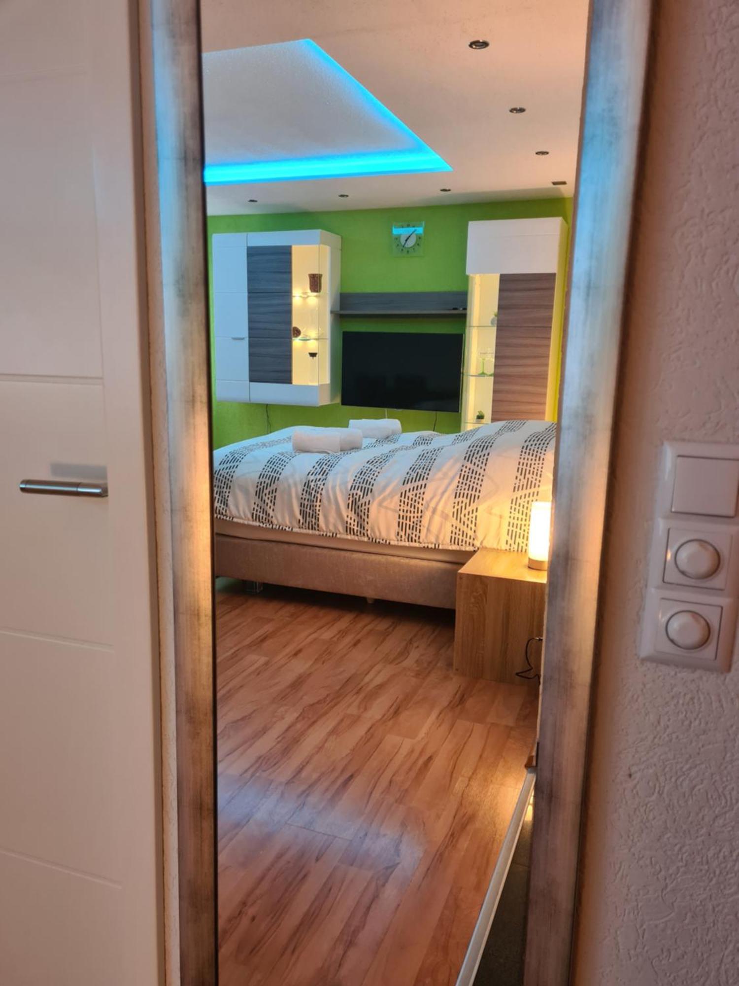 Exklusive Moderne 2 Zi. Wohnung In Ruhiger Lage Schechingen Luaran gambar
